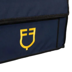Boxentasche, Stalltasche