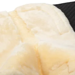 Schabracke, mit medizinischem Lammfell, Dressurschabracke